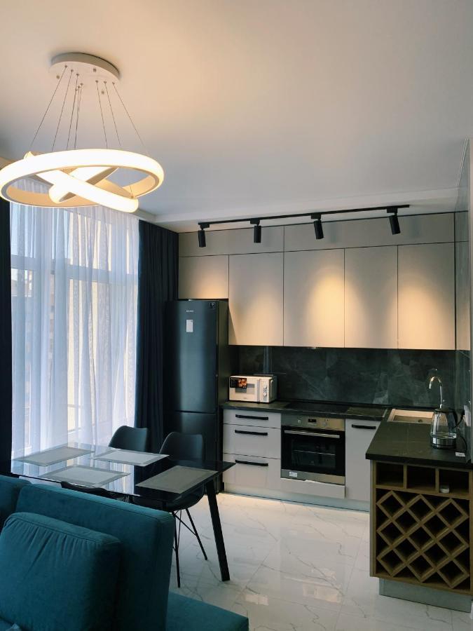 Sunny Apartment 5 Odessa Exteriör bild